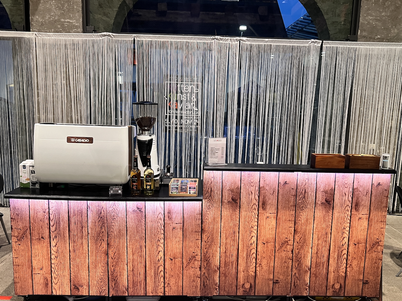 Style Bar - Kaffeebar Mit Wechselbaren Frontblenden Und Holz-Design